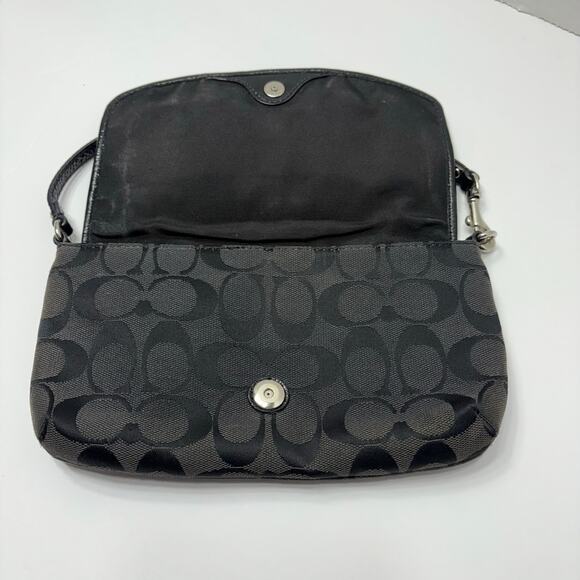 VTG Coach Signature C Blk Jacquard Small Flap Bag w Patent Trim Y2K Script Logo - Picture 4 of 13